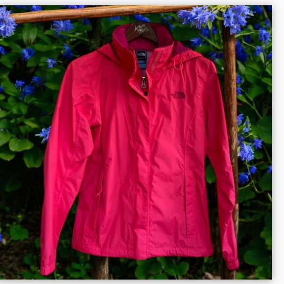 The North Face Hot Pink Rain Jacket - Picture 1 of 2
